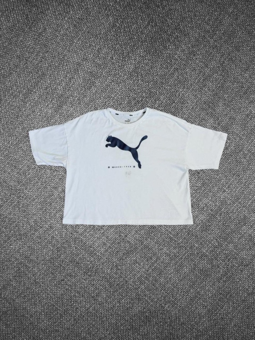 Puma White Graphic Logo T‑Shirt Size XS